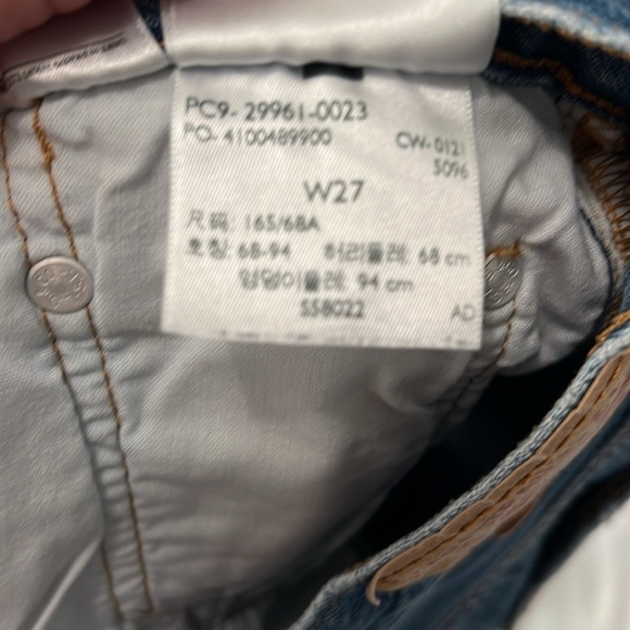 Levi’s 501 Button Fly Cut Off Denim Shorts - Picture 4 of 4